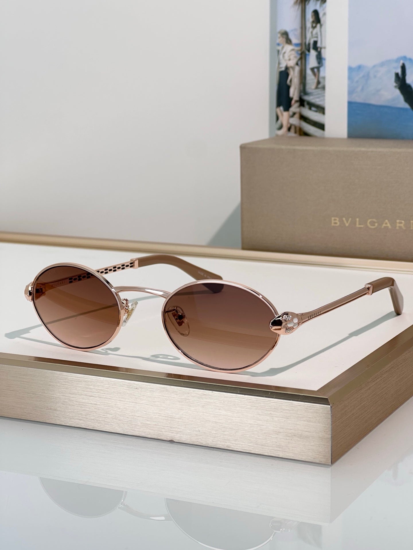 Premium Unisex Oval Sunglasses